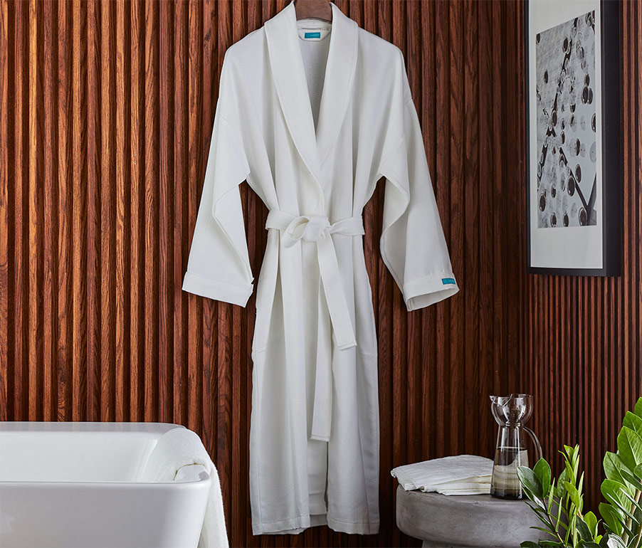 Le Méridien Exclusive Textured Robe