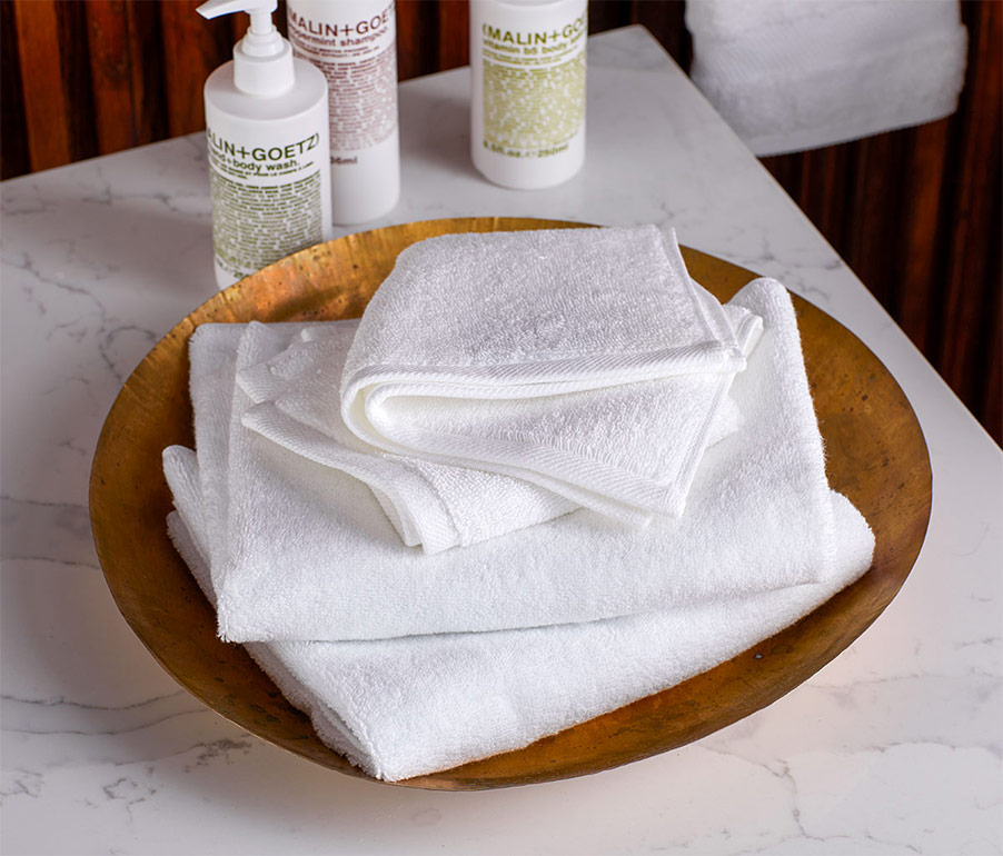 Towel Set  Fairfield by Marriott Luxury Hotel Towel and Bath